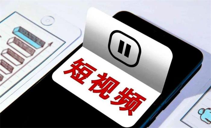 一群宝宝《抖音流量增长训练营》封面.jpg